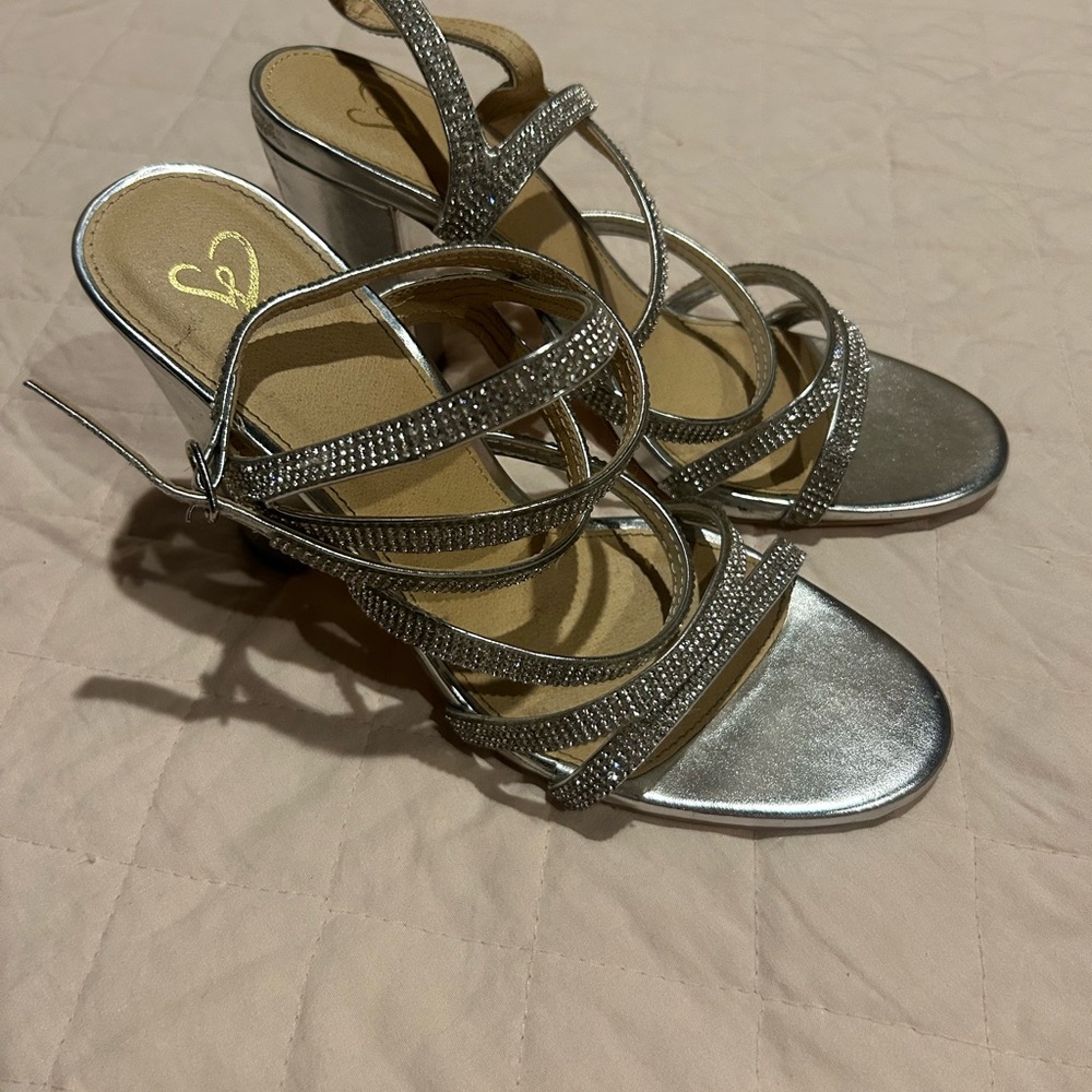 Windsor silver rhinestone heel WORN ONCE!!
